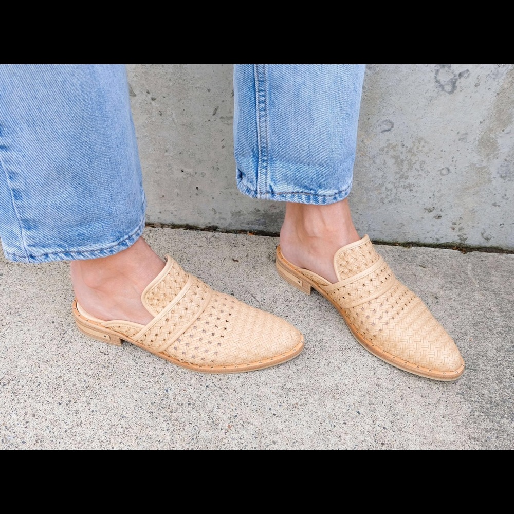 Freda Salvador Keen Mule